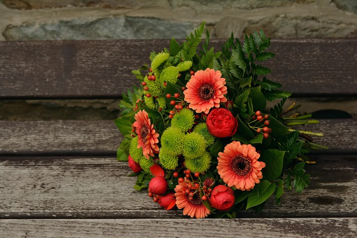 autumn flowers, bunch of flowers, gerbera, autumn colors, date of birth, congratulation, attention, bank, ostrich, autumn flowers, autumn flowers, autumn flower